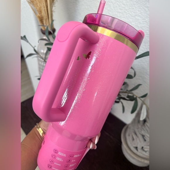 Stanley x Wicked Glinda Limited Edition 40oz - Picture 2 of 7